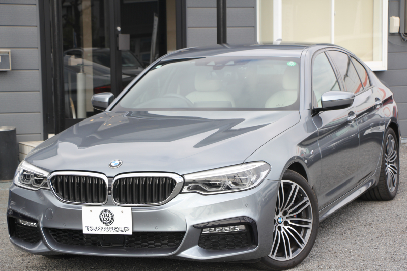 BMW 5シリーズ 530i Mｽﾎﾟｰﾂ 高出力 252馬力 1ｵｰﾅ ｱｲﾎﾞﾘｰﾚｻﾞｰ 全席ﾋｰﾀｰ HUD Mｽﾎﾟｰﾂﾌﾞﾚｰｷ 追従ACC ｽﾃｱﾘﾝｸﾞｻﾎﾟｰﾄ LEDﾍｯﾄﾞﾗｲﾄ ﾊｲﾋﾞｰﾑｱｼｽﾄ ﾀｯﾁ画面HDDﾅﾋﾞTV 360度ｶﾒﾗ Pｱｼｽﾄﾌﾟﾗｽ 電動ﾄﾗﾝｸ 専用ｴｱﾛ ﾊﾟﾄﾞﾙｼﾌﾄ 19AW 2年保証