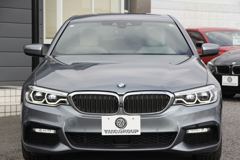 BMW 5シリーズ 530i Mｽﾎﾟｰﾂ 高出力 252馬力 1ｵｰﾅ ｱｲﾎﾞﾘｰﾚｻﾞｰ 全席ﾋｰﾀｰ HUD Mｽﾎﾟｰﾂﾌﾞﾚｰｷ 追従ACC ｽﾃｱﾘﾝｸﾞｻﾎﾟｰﾄ LEDﾍｯﾄﾞﾗｲﾄ ﾊｲﾋﾞｰﾑｱｼｽﾄ ﾀｯﾁ画面HDDﾅﾋﾞTV 360度ｶﾒﾗ Pｱｼｽﾄﾌﾟﾗｽ 電動ﾄﾗﾝｸ 専用ｴｱﾛ ﾊﾟﾄﾞﾙｼﾌﾄ 19AW 2年保証
