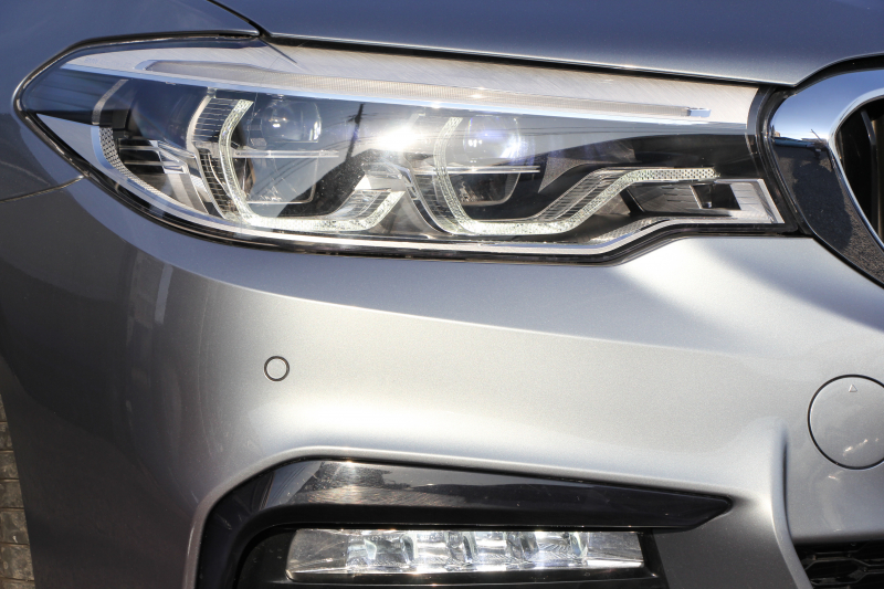 BMW 5シリーズ 530i Mｽﾎﾟｰﾂ 高出力 252馬力 1ｵｰﾅ ｱｲﾎﾞﾘｰﾚｻﾞｰ 全席ﾋｰﾀｰ HUD Mｽﾎﾟｰﾂﾌﾞﾚｰｷ 追従ACC ｽﾃｱﾘﾝｸﾞｻﾎﾟｰﾄ LEDﾍｯﾄﾞﾗｲﾄ ﾊｲﾋﾞｰﾑｱｼｽﾄ ﾀｯﾁ画面HDDﾅﾋﾞTV 360度ｶﾒﾗ Pｱｼｽﾄﾌﾟﾗｽ 電動ﾄﾗﾝｸ 専用ｴｱﾛ ﾊﾟﾄﾞﾙｼﾌﾄ 19AW 2年保証