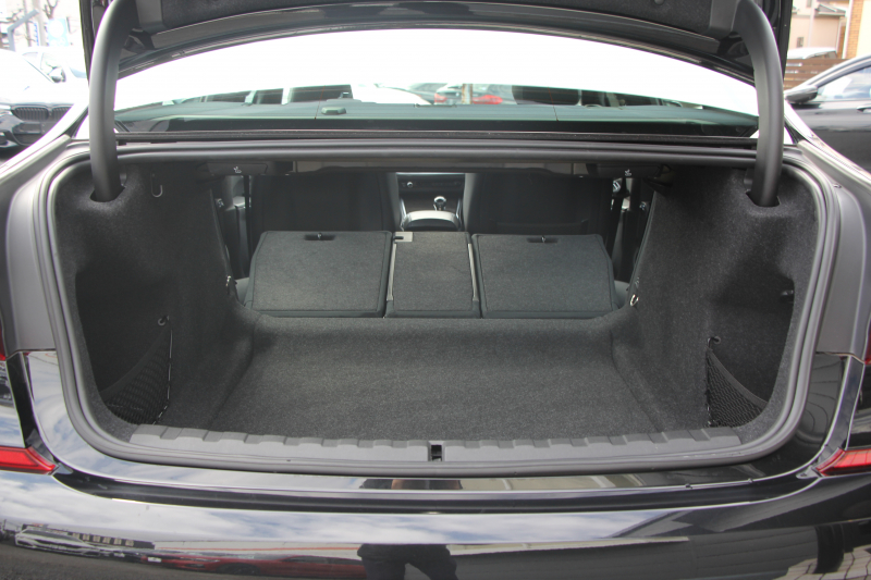 BMW 3シリーズ 320i Mｽﾎﾟｰﾂ ﾃﾞﾋﾞｭｰP ｺﾝﾌｫｰﾄP ﾋｰﾀｰ黒革 ﾌﾞﾙｰｽﾃｯﾁ  HUD 19AW 追従ACC ｽﾃｱﾘﾝｸﾞｻﾎﾟｰﾄ LEDﾍｯﾄﾞﾗｲﾄ ｵｰﾄﾊｲﾋﾞｰﾑ 電動ﾄﾗﾝｸ ｱｯﾌﾟﾙｶｰﾌﾟﾚｲ ﾀｯﾁ画面HDDﾅﾋﾞﾜｲﾔﾚｽ充電 Hi-fiｽﾋﾟｰｶｰ Pｱｼｽﾄ 専用ｴｱﾛ 2年保証