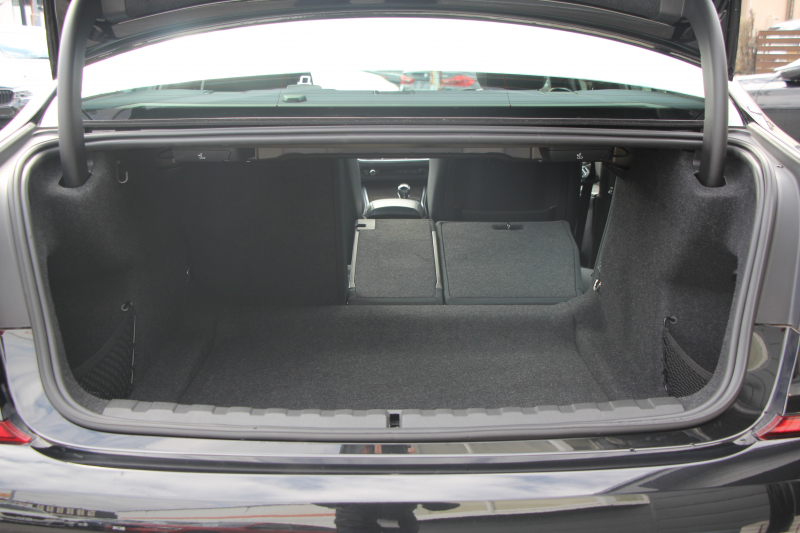 BMW 3シリーズ 320i Mｽﾎﾟｰﾂ ﾃﾞﾋﾞｭｰP ｺﾝﾌｫｰﾄP ﾋｰﾀｰ黒革 ﾌﾞﾙｰｽﾃｯﾁ  HUD 19AW 追従ACC ｽﾃｱﾘﾝｸﾞｻﾎﾟｰﾄ LEDﾍｯﾄﾞﾗｲﾄ ｵｰﾄﾊｲﾋﾞｰﾑ 電動ﾄﾗﾝｸ ｱｯﾌﾟﾙｶｰﾌﾟﾚｲ ﾀｯﾁ画面HDDﾅﾋﾞﾜｲﾔﾚｽ充電 Hi-fiｽﾋﾟｰｶｰ Pｱｼｽﾄ 専用ｴｱﾛ 2年保証