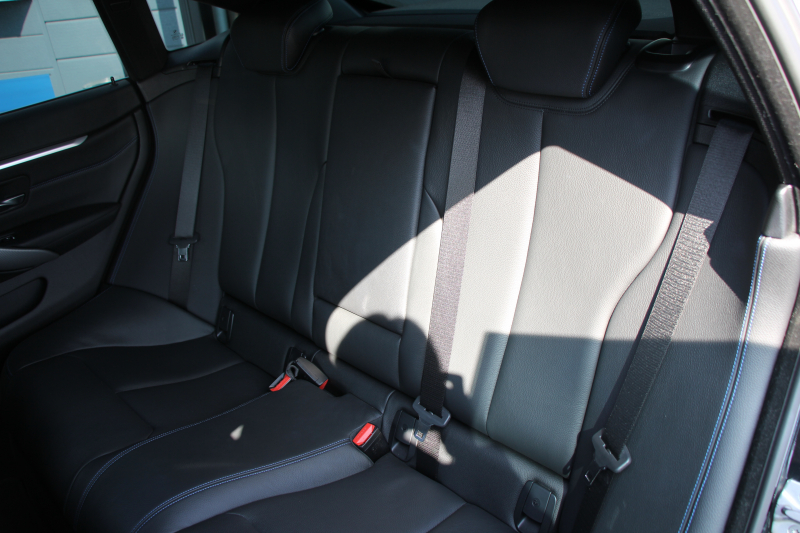 BMW 4シリーズ 420i ｸﾞﾗﾝｸｰﾍﾟｲﾝｽﾀｲﾙｽﾎﾟｰﾂ 300台限定車 後期ﾓﾃﾞﾙ ﾋｰﾀｰ黒革 ｱﾀﾞﾌﾟﾃｨﾌﾞMｻｽ 19AW Mspﾌﾞﾚｰｷ HUD 追従ACC 液晶ﾒｰﾀｰ LEDﾍｯﾄﾞﾗｲﾄ&LEDﾃｰﾙ ﾀｯﾁ画面HDDﾅﾋﾞﾌﾙｾｸﾞTV 電動ﾄﾗﾝｸ 衝突軽減ﾌﾞﾚｰｷ 2年保証