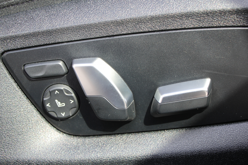 BMW 5シリーズ 523d ﾂｰﾘﾝｸﾞMｽﾎﾟｰﾂ ﾊｲﾗｲﾝ 変更後ﾓﾃﾞﾙ 新液晶ﾒｰﾀｰ 全席ﾋｰﾀｰ黒革 HUD LEDﾍｯﾄﾞﾗｲﾄ 追従ACC ｽﾃｱﾘﾝｸﾞｻﾎﾟｰﾄ ｵｰﾄﾊｲﾋﾞｰﾑ ﾀｯﾁ画面HDDﾅﾋﾞTV 360度ｶﾒﾗ 電動ﾘｱｹﾞｰﾄ 専用ｴｱﾛ 19AW 2年保証