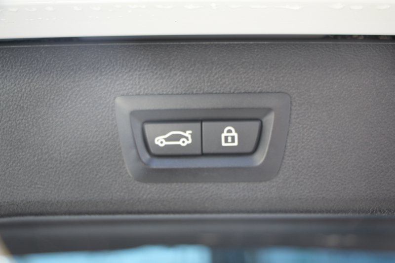 BMW 5シリーズ 523d ﾂｰﾘﾝｸﾞMｽﾎﾟｰﾂ ﾊｲﾗｲﾝ 変更後ﾓﾃﾞﾙ 新液晶ﾒｰﾀｰ 全席ﾋｰﾀｰ黒革 HUD LEDﾍｯﾄﾞﾗｲﾄ 追従ACC ｽﾃｱﾘﾝｸﾞｻﾎﾟｰﾄ ｵｰﾄﾊｲﾋﾞｰﾑ ﾀｯﾁ画面HDDﾅﾋﾞTV 360度ｶﾒﾗ 電動ﾘｱｹﾞｰﾄ 専用ｴｱﾛ 19AW 2年保証