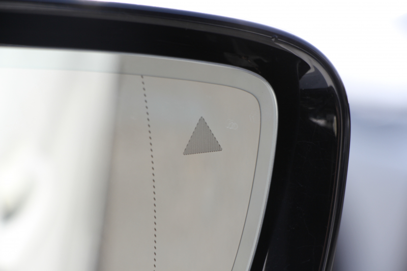 BMW 5シリーズ 523d ﾂｰﾘﾝｸﾞMｽﾎﾟｰﾂ ﾊｲﾗｲﾝ 変更後ﾓﾃﾞﾙ 新液晶ﾒｰﾀｰ 全席ﾋｰﾀｰ黒革 HUD LEDﾍｯﾄﾞﾗｲﾄ 追従ACC ｽﾃｱﾘﾝｸﾞｻﾎﾟｰﾄ ｵｰﾄﾊｲﾋﾞｰﾑ ﾀｯﾁ画面HDDﾅﾋﾞTV 360度ｶﾒﾗ 電動ﾘｱｹﾞｰﾄ 専用ｴｱﾛ 19AW 2年保証