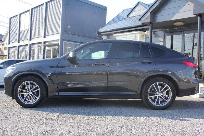 BMW X4 Xdrive30i Mｽﾎﾟｰﾂ ｾﾚｸﾄP ﾊﾟﾉﾗﾏｻﾝﾙｰﾌ 全席ﾋｰﾀｰ赤革 ﾊｰﾏﾝｶｰﾄﾞﾝｻｳﾝﾄﾞｼﾞｪｽﾁｬｰｺﾝﾄﾛｰﾙ 追従ACC ｽﾃｱﾘﾝｸﾞｻﾎﾟｰﾄ 液晶ﾒｰﾀｰ HUD ﾀｯﾁ画面HDDﾅﾋﾞ360度ｶﾒﾗ LEDﾍｯﾄﾞﾗｲﾄ ｵｰﾄﾊｲﾋﾞｰﾑ 電動ﾄﾗﾝｸ Mspﾌﾞﾚｰｷ 2年保証
