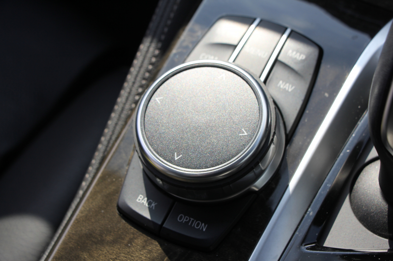 BMW 5シリーズ 523i Mｽﾎﾟｰﾂ ﾊｲﾗｲﾝ ｻﾝﾙｰﾌ 全席ﾋｰﾀｰ黒革 HUD ｼﾞｪｽﾁｬｰｺﾝﾄﾛｰﾙ ﾜｲﾔﾚｽ充電 追従ACC ｽﾃｱﾘﾝｸﾞｻﾎﾟｰﾄ ﾀｯﾁ画面HDDﾅﾋﾞTV LEDﾍｯﾄﾞﾗｲﾄ ｵｰﾄﾊｲﾋﾞｰﾑ 360度ｶﾒﾗ 19AW 電動ﾄﾗﾝｸ 専用ｴｱﾛ ﾊﾟﾄﾞﾙｼﾌﾄ 2年保証