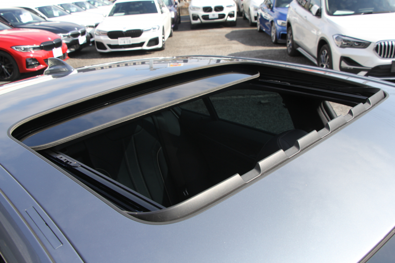 BMW 5シリーズ 523i Mｽﾎﾟｰﾂ ﾊｲﾗｲﾝ ｻﾝﾙｰﾌ 全席ﾋｰﾀｰ黒革 HUD ｼﾞｪｽﾁｬｰｺﾝﾄﾛｰﾙ ﾜｲﾔﾚｽ充電 追従ACC ｽﾃｱﾘﾝｸﾞｻﾎﾟｰﾄ ﾀｯﾁ画面HDDﾅﾋﾞTV LEDﾍｯﾄﾞﾗｲﾄ ｵｰﾄﾊｲﾋﾞｰﾑ 360度ｶﾒﾗ 19AW 電動ﾄﾗﾝｸ 専用ｴｱﾛ ﾊﾟﾄﾞﾙｼﾌﾄ 2年保証