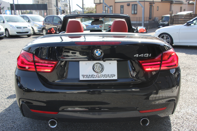 BMW 4シリーズ 440i ｶﾌﾞﾘｵﾚ Mｽﾎﾟｰﾂ ﾌﾟﾗｽP 後期 ﾌｪｲｽﾘﾌﾄ後 ｺｰﾗﾙﾚｯﾄﾞﾚｻﾞｰ ｼｰﾄﾋｰﾀｰ ｴｱｶﾗｰ B58新ｴﾝｼﾞﾝ 326馬力 19AW HUD 追従ACC ﾚｰﾝﾁｪﾝｼﾞ警告 ﾊｰﾏﾝｶｰﾄﾞﾝ 液晶ﾒｰﾀｰ ﾀｯﾁ画面HDDﾅﾋﾞTV LEDﾍｯﾄﾞﾗｲﾄ&ﾃｰﾙ 2年保証