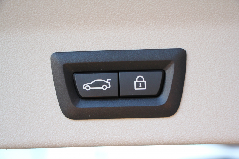 BMW X3 Xdrive20d 後期ﾓﾃﾞﾙ ﾋｰﾀｰ付ｾﾝｻﾃｯｸｼｰﾄ BMWﾗｲﾌﾞｺｯｸﾋﾟｯﾄ Applecarplay ﾀｯﾁ画面HDDﾅﾋﾞ追従ACC ｽﾃｱﾘﾝｸﾞｻﾎﾟｰﾄ 360度ｶﾒﾗ LEDﾍｯﾄﾞﾗｲﾄ ｵｰﾄﾊｲﾋﾞｰﾑ ｱﾝﾋﾞｴﾝﾄﾗｲﾄ 19AW 電動ﾘｱｹﾞｰﾄ 2年保証