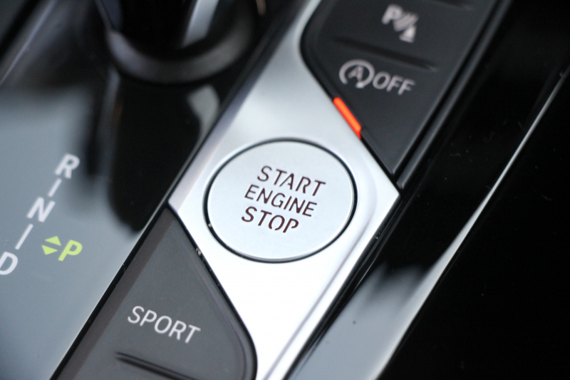 BMW X3 Xdrive20d 後期ﾓﾃﾞﾙ ﾋｰﾀｰ付ｾﾝｻﾃｯｸｼｰﾄ BMWﾗｲﾌﾞｺｯｸﾋﾟｯﾄ Applecarplay ﾀｯﾁ画面HDDﾅﾋﾞ追従ACC ｽﾃｱﾘﾝｸﾞｻﾎﾟｰﾄ 360度ｶﾒﾗ LEDﾍｯﾄﾞﾗｲﾄ ｵｰﾄﾊｲﾋﾞｰﾑ ｱﾝﾋﾞｴﾝﾄﾗｲﾄ 19AW 電動ﾘｱｹﾞｰﾄ 2年保証