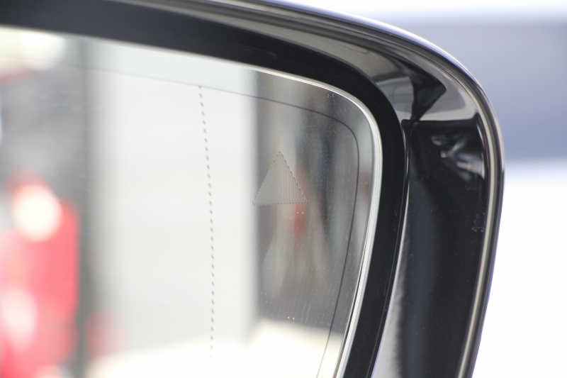 BMW 5シリーズ 523d Mｽﾎﾟｰﾂ ﾊｲﾗｲﾝ 変更後ﾓﾃﾞﾙ 新液晶ﾒｰﾀｰ 全席ﾋｰﾀｰ黒革 HUD LEDﾍｯﾄﾞﾗｲﾄ 追従ACC ｽﾃｱﾘﾝｸﾞｻﾎﾟｰﾄ ｵｰﾄﾊｲﾋﾞｰﾑ ﾀｯﾁ画面HDDﾅﾋﾞﾌﾙｾｸﾞTV 360度ｶﾒﾗ 電動ﾄﾗﾝｸ 専用ｴｱﾛ 19AW ﾊﾟﾄﾞﾙｼﾌﾄ ｱﾝﾋﾞｴﾝﾄﾗｲﾄ 2年保証