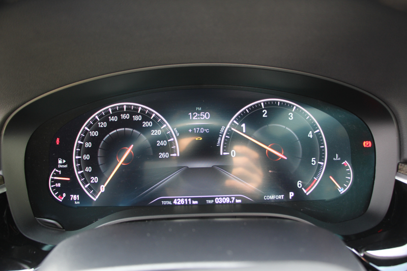 BMW 5シリーズ 523d Mｽﾎﾟｰﾂ ﾊｲﾗｲﾝ 変更後ﾓﾃﾞﾙ 新液晶ﾒｰﾀｰ 全席ﾋｰﾀｰ黒革 HUD LEDﾍｯﾄﾞﾗｲﾄ 追従ACC ｽﾃｱﾘﾝｸﾞｻﾎﾟｰﾄ ｵｰﾄﾊｲﾋﾞｰﾑ ﾀｯﾁ画面HDDﾅﾋﾞﾌﾙｾｸﾞTV 360度ｶﾒﾗ 電動ﾄﾗﾝｸ 専用ｴｱﾛ 19AW ﾊﾟﾄﾞﾙｼﾌﾄ ｱﾝﾋﾞｴﾝﾄﾗｲﾄ 2年保証