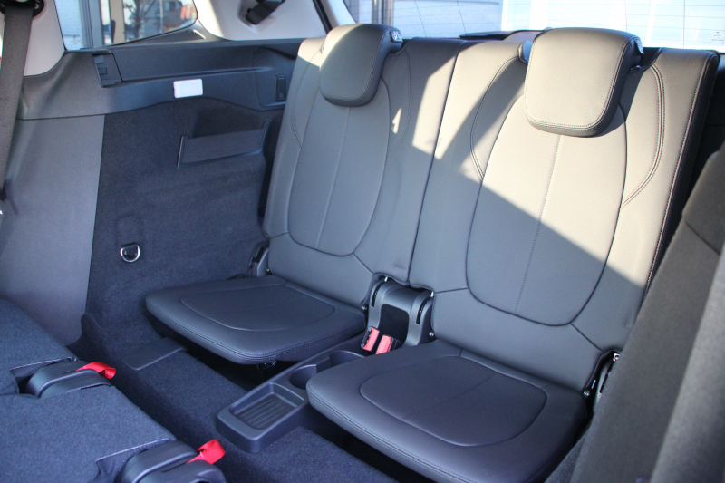 BMW 2シリーズ 218d ｸﾞﾗﾝﾂｱﾗｰ ﾗｸﾞｼﾞｭｱﾘｰ 後期 ﾌｪｲｽﾘﾌﾄ後 3列7人乗 1ｵｰﾅ ADｱｸﾃｨﾌﾞｾｰﾌﾃｨ&ｺﾝﾌｫｰﾄP 追従ACC HUD ﾋｰﾀｰ黒革 電動ﾄﾗﾝｸ ﾌﾘｯﾌﾟﾀﾞｳﾝﾓﾆﾀｰ ﾌﾙｾｸﾞTV LEDﾍｯﾄﾞﾗｲﾄ ﾀｯﾁ画面HDDﾅﾋﾞﾊﾟｰｷﾝｸﾞｱｼｽﾄ 2年保証