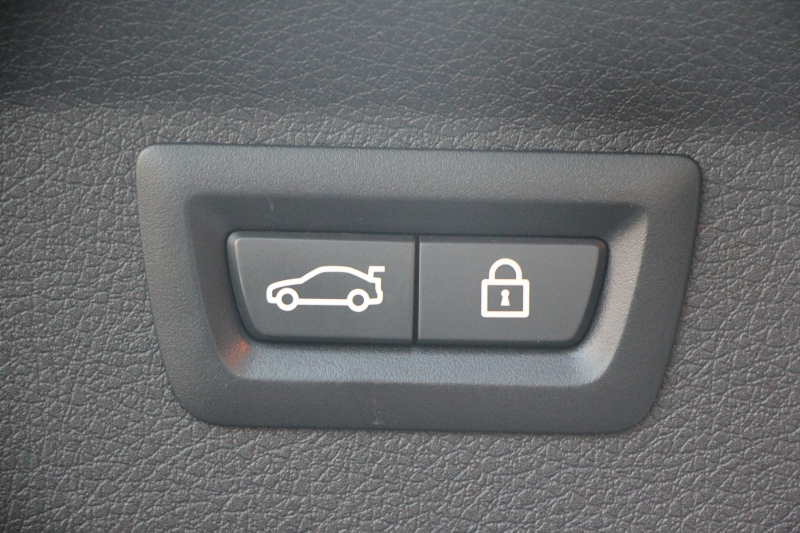 BMW 2シリーズ 218d ｸﾞﾗﾝﾂｱﾗｰ ﾗｸﾞｼﾞｭｱﾘｰ 後期 ﾌｪｲｽﾘﾌﾄ後 3列7人乗 1ｵｰﾅ ADｱｸﾃｨﾌﾞｾｰﾌﾃｨ&ｺﾝﾌｫｰﾄP 追従ACC HUD ﾋｰﾀｰ黒革 電動ﾄﾗﾝｸ ﾌﾘｯﾌﾟﾀﾞｳﾝﾓﾆﾀｰ ﾌﾙｾｸﾞTV LEDﾍｯﾄﾞﾗｲﾄ ﾀｯﾁ画面HDDﾅﾋﾞﾊﾟｰｷﾝｸﾞｱｼｽﾄ 2年保証