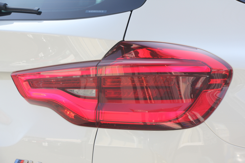 BMW X3 M40d ｾﾚｸﾄP 326馬力 3.0Lﾃﾞｨｰｾﾞﾙﾀｰﾎﾞﾊﾟﾉﾗﾏｻﾝﾙｰﾌ 全ﾋｰﾀｰ茶革 ﾍﾞﾝﾁﾚｰｼｮﾝ ﾘｱｼｰﾄ可倒調整 ﾊｰﾏﾝｶｰﾄﾞﾝ HUD 専用21AW Mｽﾎﾟｰﾂﾃﾞﾌ&ﾌﾞﾚｰｷ 追従ACC ｽﾃｱﾘﾝｸﾞｻﾎﾟｰﾄ ﾀｯﾁ画面HDDﾅﾋﾞTV 360度ｶﾒﾗ 電動ﾄﾗﾝｸ 2年保証