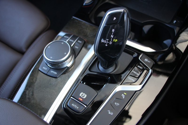 BMW X3 M40d ｾﾚｸﾄP 326馬力 3.0Lﾃﾞｨｰｾﾞﾙﾀｰﾎﾞﾊﾟﾉﾗﾏｻﾝﾙｰﾌ 全ﾋｰﾀｰ茶革 ﾍﾞﾝﾁﾚｰｼｮﾝ ﾘｱｼｰﾄ可倒調整 ﾊｰﾏﾝｶｰﾄﾞﾝ HUD 専用21AW Mｽﾎﾟｰﾂﾃﾞﾌ&ﾌﾞﾚｰｷ 追従ACC ｽﾃｱﾘﾝｸﾞｻﾎﾟｰﾄ ﾀｯﾁ画面HDDﾅﾋﾞTV 360度ｶﾒﾗ 電動ﾄﾗﾝｸ 2年保証