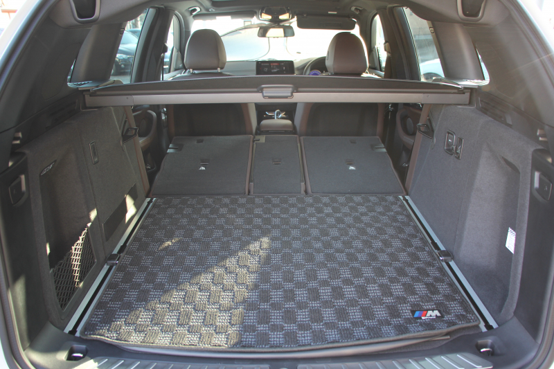 BMW X3 M40d ｾﾚｸﾄP 326馬力 3.0Lﾃﾞｨｰｾﾞﾙﾀｰﾎﾞﾊﾟﾉﾗﾏｻﾝﾙｰﾌ 全ﾋｰﾀｰ茶革 ﾍﾞﾝﾁﾚｰｼｮﾝ ﾘｱｼｰﾄ可倒調整 ﾊｰﾏﾝｶｰﾄﾞﾝ HUD 専用21AW Mｽﾎﾟｰﾂﾃﾞﾌ&ﾌﾞﾚｰｷ 追従ACC ｽﾃｱﾘﾝｸﾞｻﾎﾟｰﾄ ﾀｯﾁ画面HDDﾅﾋﾞTV 360度ｶﾒﾗ 電動ﾄﾗﾝｸ 2年保証