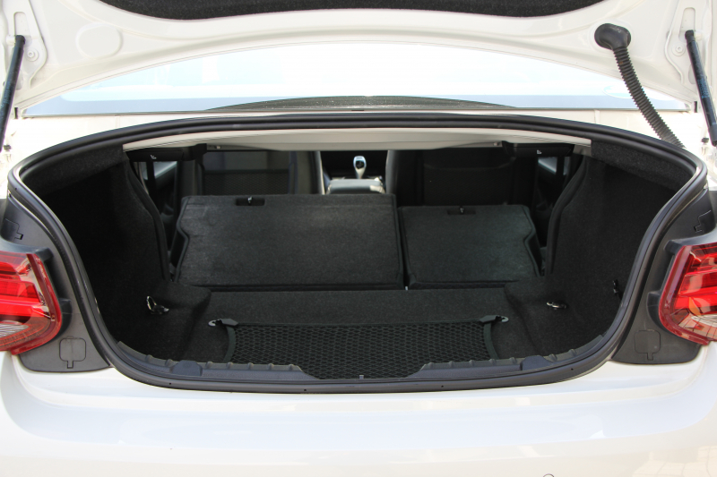 BMW 2シリーズ M240i ｸｰﾍﾟ後期 変更後ﾓﾃﾞﾙ 1ｵｰﾅ 追従ACC B58新ｴﾝｼﾞﾝ 直6ﾀｰﾎﾞ340馬力 LEDﾍｯﾄﾞﾗｲﾄ LEDﾃｰﾙ ｱﾀﾞﾌﾟﾃｨﾌﾞMｻｽ 専用ﾌﾞﾚｰｷ ﾀｯﾁ画面HDDﾅﾋﾞPｱｼｽﾄ ﾊﾟﾄﾞﾙｼﾌﾄ 8速AT 衝突軽減ﾌﾞﾚｰｷ ｼｰﾄﾋｰﾀｰ ｾﾘｳﾑｸﾞﾚｰ18AW&ｸﾞﾘﾙ 2年保証