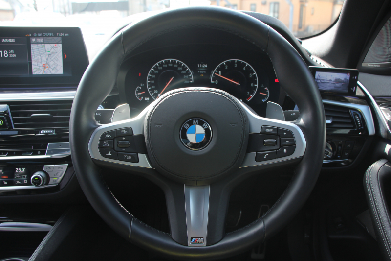 BMW 5シリーズ 540i Mｽﾎﾟｰﾂ ｾﾚｸﾄP indiviｶﾗｰ 1ｵｰﾅ 後輪駆動 直6ﾀｰﾎﾞ340馬力 ｻﾝﾙｰﾌ 全席ﾋｰﾀｰ黒革 ﾊｰﾏﾝｶｰﾄﾞﾝｻｳﾝﾄﾞ4ｿﾞｰﾝｴｱｺﾝ 液晶ﾒｰﾀｰ HUD 追従ACC LEDﾍｯﾄﾞﾗｲﾄ ﾀｯﾁ画面ﾅﾋﾞﾌﾙｾｸﾞTV ｱﾀﾞﾌﾟﾃｨﾌﾞｻｽ Mspﾌﾞﾚｰｷ 19AW 2年保証