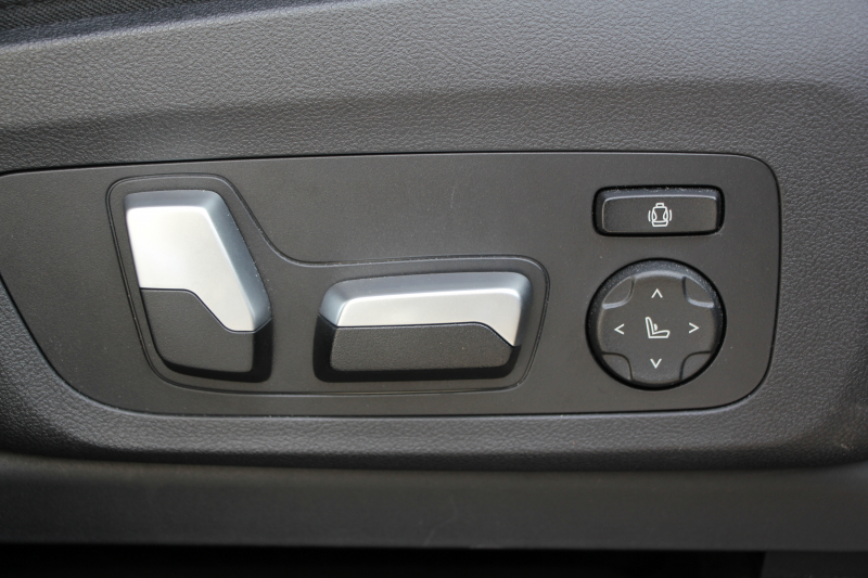 BMW X3 M40i ｾﾚｸﾄP ﾌｧｽﾄﾄﾗｯｸP 387馬力 直6ﾀｰﾎﾞﾊﾟﾉﾗﾏｻﾝﾙｰﾌ ﾊｰﾏﾝｶｰﾄﾞﾝｻｳﾝﾄﾞﾋｰﾀｰ黒革 Mｽﾎﾟｰﾂｼｰﾄ ｱﾀﾞﾌﾟﾃｨﾌﾞMｻｽ individual21AW BMWﾗｲﾌﾞｺｯｸﾋﾟｯﾄﾞﾘｱｼｰﾄ可倒調整 360度ｶﾒﾗ ﾀｯﾁ画面HDDﾅﾋﾞTV ｱｯﾌﾟﾙｶｰﾌﾟﾚｲ 2年保証