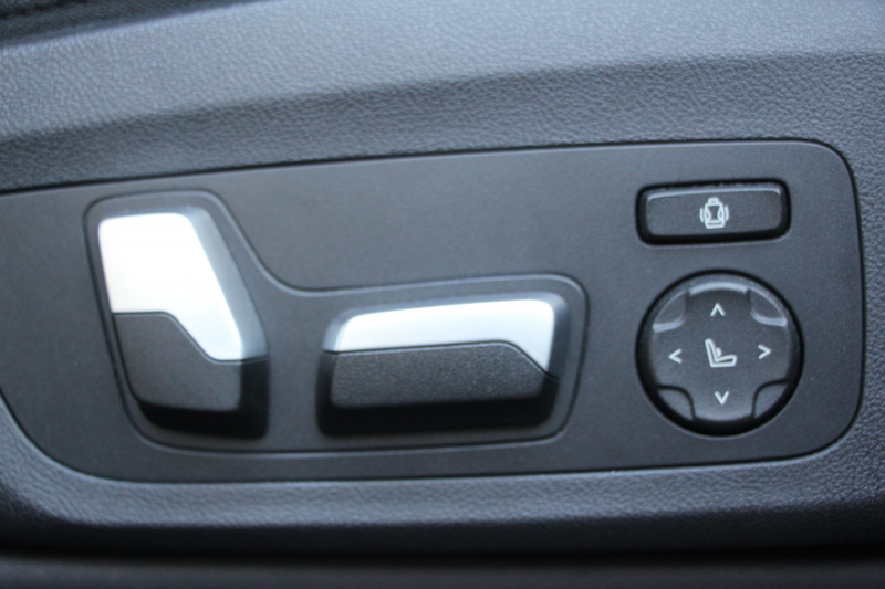 BMW X3 M40i ｾﾚｸﾄP ﾌｧｽﾄﾄﾗｯｸP 387馬力 直6ﾀｰﾎﾞﾊﾟﾉﾗﾏｻﾝﾙｰﾌ ﾊｰﾏﾝｶｰﾄﾞﾝｻｳﾝﾄﾞﾋｰﾀｰ黒革 Mｽﾎﾟｰﾂｼｰﾄ ｱﾀﾞﾌﾟﾃｨﾌﾞMｻｽ individual21AW BMWﾗｲﾌﾞｺｯｸﾋﾟｯﾄﾞﾘｱｼｰﾄ可倒調整 360度ｶﾒﾗ ﾀｯﾁ画面HDDﾅﾋﾞTV ｱｯﾌﾟﾙｶｰﾌﾟﾚｲ 2年保証