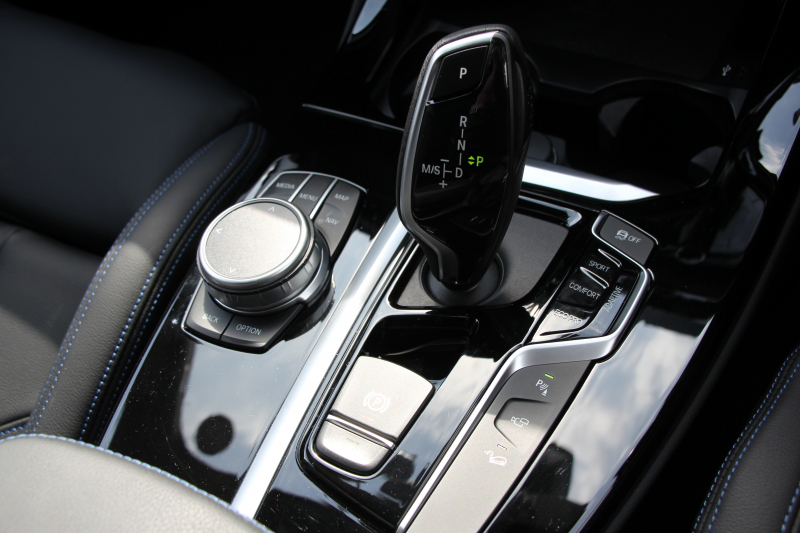 BMW X3 M40i ｾﾚｸﾄP ﾌｧｽﾄﾄﾗｯｸP 387馬力 直6ﾀｰﾎﾞﾊﾟﾉﾗﾏｻﾝﾙｰﾌ ﾊｰﾏﾝｶｰﾄﾞﾝｻｳﾝﾄﾞﾋｰﾀｰ黒革 Mｽﾎﾟｰﾂｼｰﾄ ｱﾀﾞﾌﾟﾃｨﾌﾞMｻｽ individual21AW BMWﾗｲﾌﾞｺｯｸﾋﾟｯﾄﾞﾘｱｼｰﾄ可倒調整 360度ｶﾒﾗ ﾀｯﾁ画面HDDﾅﾋﾞTV ｱｯﾌﾟﾙｶｰﾌﾟﾚｲ 2年保証