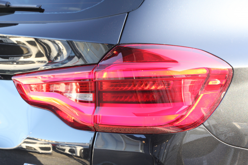 BMW X3 M40i ｾﾚｸﾄP ﾌｧｽﾄﾄﾗｯｸP 387馬力 直6ﾀｰﾎﾞﾊﾟﾉﾗﾏｻﾝﾙｰﾌ ﾊｰﾏﾝｶｰﾄﾞﾝｻｳﾝﾄﾞﾋｰﾀｰ黒革 Mｽﾎﾟｰﾂｼｰﾄ ｱﾀﾞﾌﾟﾃｨﾌﾞMｻｽ individual21AW BMWﾗｲﾌﾞｺｯｸﾋﾟｯﾄﾞﾘｱｼｰﾄ可倒調整 360度ｶﾒﾗ ﾀｯﾁ画面HDDﾅﾋﾞTV ｱｯﾌﾟﾙｶｰﾌﾟﾚｲ 2年保証