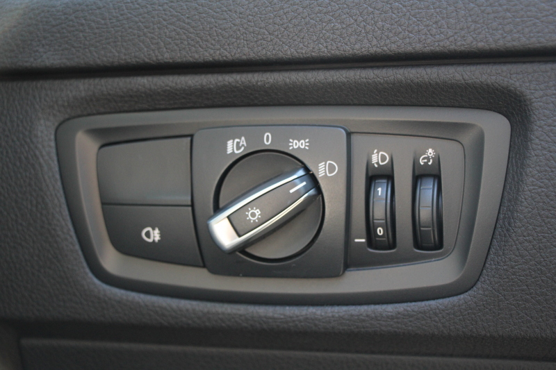 BMW 1シリーズ M140i ｴﾃﾞｨｼｮﾝｼｬﾄﾞｰ 後期 340馬力 直6ﾀｰﾎﾞ後輪駆動最終 ﾋｰﾀｰ黒革 LEDﾍｯﾄﾞﾗｲﾄ ｱﾀﾞﾌﾟﾃｨﾌﾞMｻｽ 専用ﾌﾞﾚｰｷ 18AW ﾀｯﾁ画面HDDﾅﾋﾞPｱｼｽﾄ 衝突軽減ﾌﾞﾚｰｷ 車線逸脱警告 歩行者警告 ﾌﾞﾚｰｷ付ｸﾙｺﾝ 2年保証