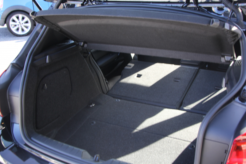 BMW 1シリーズ M140i ｴﾃﾞｨｼｮﾝｼｬﾄﾞｰ 後期 340馬力 直6ﾀｰﾎﾞ後輪駆動最終 ﾋｰﾀｰ黒革 LEDﾍｯﾄﾞﾗｲﾄ ｱﾀﾞﾌﾟﾃｨﾌﾞMｻｽ 専用ﾌﾞﾚｰｷ 18AW ﾀｯﾁ画面HDDﾅﾋﾞPｱｼｽﾄ 衝突軽減ﾌﾞﾚｰｷ 車線逸脱警告 歩行者警告 ﾌﾞﾚｰｷ付ｸﾙｺﾝ 2年保証