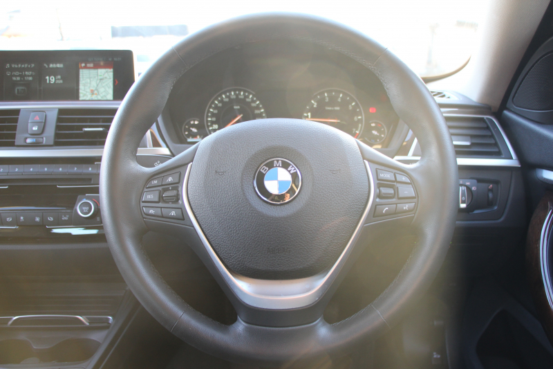 BMW 4シリーズ 420i ｸﾞﾗﾝｸｰﾍﾟﾗｸﾞｼﾞｭｱﾘｰ 後期 真珠色 ﾋｰﾀｰ黒革 液晶ﾒｰﾀｰ LEDﾍｯﾄﾞﾗｲﾄ&ﾃｰﾙ 追従ACC ﾚｰﾝﾁｪﾝｼﾞ警告 ﾌﾙｾｸﾞTV HDDﾅﾋﾞｸﾛｰﾑﾗｲﾝｴｸｽﾃﾘｱ 電動ﾄﾗﾝｸ 衝突軽減ﾌﾞﾚｰｷ 車線逸脱警告 歩行者警告 2年保証