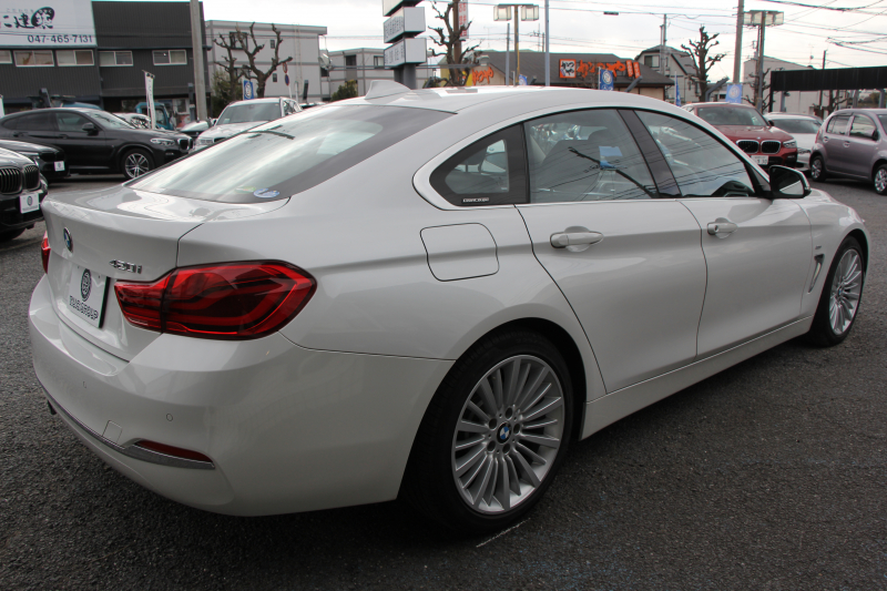 BMW 4シリーズ 420i ｸﾞﾗﾝｸｰﾍﾟﾗｸﾞｼﾞｭｱﾘｰ 後期 真珠色 ﾋｰﾀｰ黒革 液晶ﾒｰﾀｰ LEDﾍｯﾄﾞﾗｲﾄ&ﾃｰﾙ 追従ACC ﾚｰﾝﾁｪﾝｼﾞ警告 ﾌﾙｾｸﾞTV HDDﾅﾋﾞｸﾛｰﾑﾗｲﾝｴｸｽﾃﾘｱ 電動ﾄﾗﾝｸ 衝突軽減ﾌﾞﾚｰｷ 車線逸脱警告 歩行者警告 2年保証