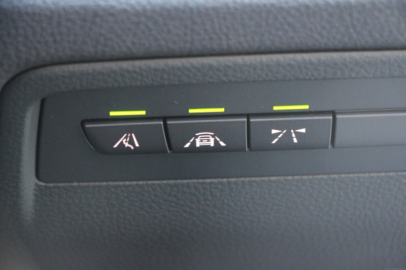 BMW 4シリーズ 420i ｸﾞﾗﾝｸｰﾍﾟﾗｸﾞｼﾞｭｱﾘｰ 後期 真珠色 ﾋｰﾀｰ黒革 液晶ﾒｰﾀｰ LEDﾍｯﾄﾞﾗｲﾄ&ﾃｰﾙ 追従ACC ﾚｰﾝﾁｪﾝｼﾞ警告 ﾌﾙｾｸﾞTV HDDﾅﾋﾞｸﾛｰﾑﾗｲﾝｴｸｽﾃﾘｱ 電動ﾄﾗﾝｸ 衝突軽減ﾌﾞﾚｰｷ 車線逸脱警告 歩行者警告 2年保証