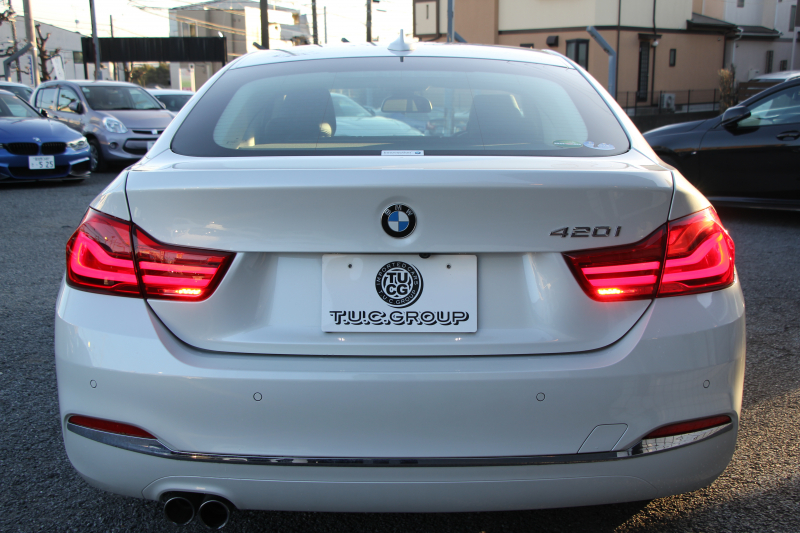 BMW 4シリーズ 420i ｸﾞﾗﾝｸｰﾍﾟﾗｸﾞｼﾞｭｱﾘｰ 後期 真珠色 ﾋｰﾀｰ黒革 液晶ﾒｰﾀｰ LEDﾍｯﾄﾞﾗｲﾄ&ﾃｰﾙ 追従ACC ﾚｰﾝﾁｪﾝｼﾞ警告 ﾌﾙｾｸﾞTV HDDﾅﾋﾞｸﾛｰﾑﾗｲﾝｴｸｽﾃﾘｱ 電動ﾄﾗﾝｸ 衝突軽減ﾌﾞﾚｰｷ 車線逸脱警告 歩行者警告 2年保証