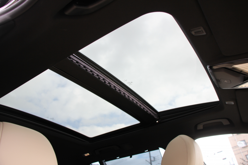 BMW 5シリーズ 530i ﾂｰﾘﾝｸﾞMｽﾎﾟｰﾂ ｾﾚｸﾄP 型式変更後｢ABA-JT20｣ 252馬力 ﾊﾟﾉﾗﾏｻﾝﾙｰﾌ ﾊｰﾏﾝｶｰﾄﾞﾝ 4ｿﾞｰﾝｴｱｺﾝ ｷｬﾝﾍﾞﾗﾍﾞｰｼﾞｭﾚｻﾞｰ 全席ﾋｰﾀｰHUD 追従ACC ｽﾃｱﾘﾝｸﾞｻﾎﾟｰﾄ 変更後全面液晶ﾒｰﾀｰ ﾀｯﾁ画面HDDﾅﾋﾞTV 360度ｶﾒﾗ 2年保証