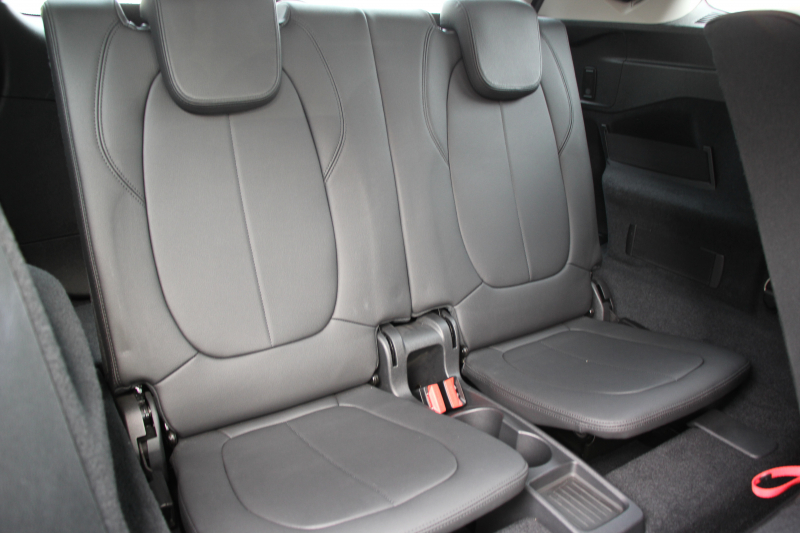 BMW 2シリーズ 218d ｸﾞﾗﾝﾂｱﾗｰ ﾗｸﾞｼﾞｭｱﾘｰ 後期 1ｵｰﾅ ﾌｪｲｽﾘﾌﾄ後 3列7人乗 ADｱｸﾃｨﾌﾞｾｰﾌﾃｨ&ｺﾝﾌｫｰﾄP 追従ACC HUD ﾋｰﾀｰ黒革 電動ﾄﾗﾝｸ LEDﾍｯﾄﾞﾗｲﾄ ﾀｯﾁ画面HDDﾅﾋﾞﾊﾟｰｷﾝｸﾞｱｼｽﾄ 衝突軽減ﾌﾞﾚｰｷ 車線逸脱警告 歩行者警告 2年保証