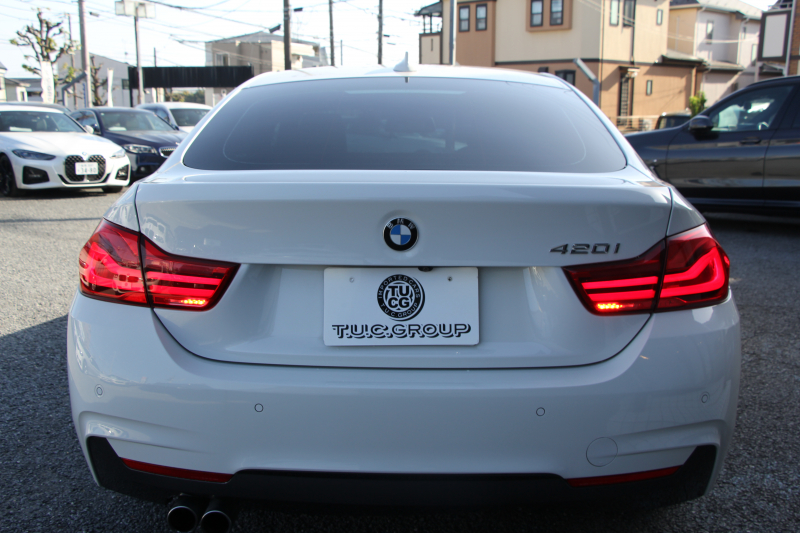 BMW 4シリーズ 420i ｸﾞﾗﾝｸｰﾍﾟMｽﾎﾟｰﾂ 後期 ﾌｪｲｽﾘﾌﾄ後 ｼｰﾄﾋｰﾀｰ 追従ACC LEDﾍｯﾄﾞﾗｲﾄ&ﾃｰﾙ&ﾌｫｸﾞﾀｯﾁ画面HDDﾅﾋﾞTV Bｶﾒﾗ 電動ﾄﾗﾝｸ ｽﾏｰﾄｷｰ 液晶ﾒｰﾀｰ Hi-fiｽﾋﾟｰｶｰ 衝突軽減ﾌﾞﾚｰｷ 車線逸脱警告 歩行者警告 18AW 2年保証