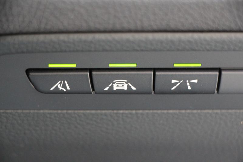 BMW 4シリーズ 420i ｸﾞﾗﾝｸｰﾍﾟMｽﾎﾟｰﾂ 後期 ﾌｪｲｽﾘﾌﾄ後 ｼｰﾄﾋｰﾀｰ 追従ACC LEDﾍｯﾄﾞﾗｲﾄ&ﾃｰﾙ&ﾌｫｸﾞﾀｯﾁ画面HDDﾅﾋﾞTV Bｶﾒﾗ 電動ﾄﾗﾝｸ ｽﾏｰﾄｷｰ 液晶ﾒｰﾀｰ Hi-fiｽﾋﾟｰｶｰ 衝突軽減ﾌﾞﾚｰｷ 車線逸脱警告 歩行者警告 18AW 2年保証