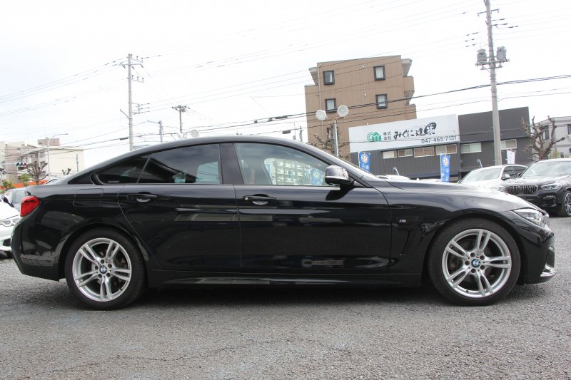 BMW 4シリーズ 420i ｸﾞﾗﾝｸｰﾍﾟMｽﾎﾟｰﾂ 後期 ｺﾆｬｯｸﾚｻﾞｰ ｼｰﾄﾋｰﾀｰ 追従ACC ﾚｰﾝﾁｪﾝｼﾞ警告 LEDﾍｯﾄﾞﾗｲﾄ&ﾃｰﾙ ﾀｯﾁ画面HDDﾅﾋﾞﾌﾙｾｸﾞTV 液晶ﾒｰﾀｰ 衝突軽減ﾌﾞﾚｰｷ 車線逸脱警告 歩行者警告 Bｶﾒﾗ ﾊﾟﾄﾞﾙｼﾌﾄ ｽﾏｰﾄｷｰ 電動ﾄﾗﾝｸ 2年保証