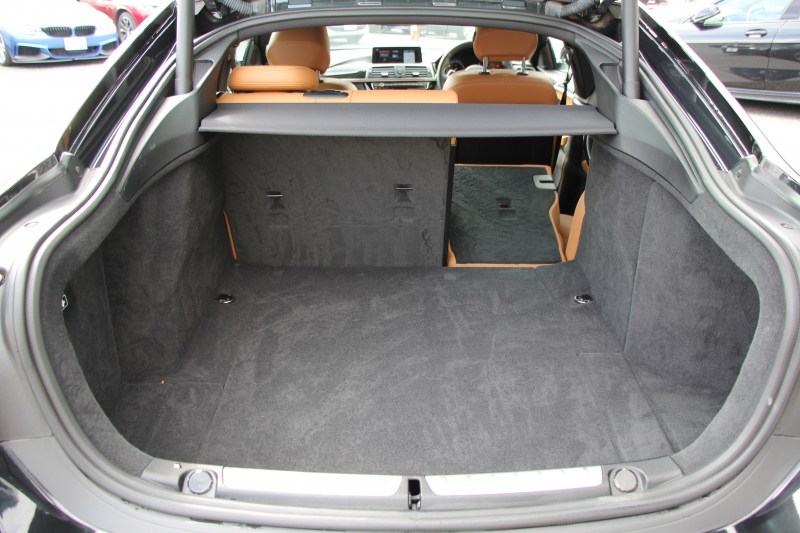 BMW 4シリーズ 420i ｸﾞﾗﾝｸｰﾍﾟMｽﾎﾟｰﾂ 後期 ｺﾆｬｯｸﾚｻﾞｰ ｼｰﾄﾋｰﾀｰ 追従ACC ﾚｰﾝﾁｪﾝｼﾞ警告 LEDﾍｯﾄﾞﾗｲﾄ&ﾃｰﾙ ﾀｯﾁ画面HDDﾅﾋﾞﾌﾙｾｸﾞTV 液晶ﾒｰﾀｰ 衝突軽減ﾌﾞﾚｰｷ 車線逸脱警告 歩行者警告 Bｶﾒﾗ ﾊﾟﾄﾞﾙｼﾌﾄ ｽﾏｰﾄｷｰ 電動ﾄﾗﾝｸ 2年保証