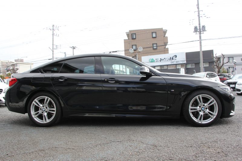 BMW 4シリーズ 420i ｸﾞﾗﾝｸｰﾍﾟMｽﾎﾟｰﾂ 後期 ｺﾆｬｯｸﾚｻﾞｰ ｼｰﾄﾋｰﾀｰ 追従ACC ﾚｰﾝﾁｪﾝｼﾞ警告 LEDﾍｯﾄﾞﾗｲﾄ&ﾃｰﾙ ﾀｯﾁ画面HDDﾅﾋﾞﾌﾙｾｸﾞTV 液晶ﾒｰﾀｰ 衝突軽減ﾌﾞﾚｰｷ 車線逸脱警告 歩行者警告 Bｶﾒﾗ ﾊﾟﾄﾞﾙｼﾌﾄ ｽﾏｰﾄｷｰ 電動ﾄﾗﾝｸ 2年保証