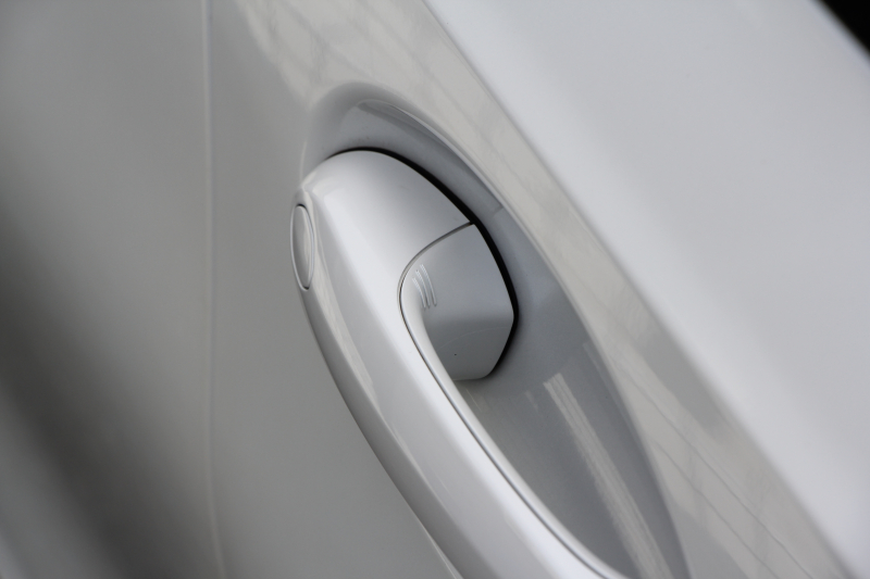 BMW 3シリーズ 320i Mｽﾎﾟｰﾂ ﾃﾞﾋﾞｭｰP ｺﾝﾌｫｰﾄP 真珠色 ﾋｰﾀｰ黒革 専用ﾌﾞﾙｰｽﾃｯﾁ 19AW 追従ACC Mﾊﾟﾌｫｰﾏﾝｽﾘｯﾌﾟｽﾎﾟｲﾗｰ&ﾌﾞﾗｯｸｸﾞﾘﾙ ｽﾃｱﾘﾝｸﾞｻﾎﾟｰﾄ LEDﾍｯﾄﾞﾗｲﾄ 電動ﾄﾗﾝｸ ｱｯﾌﾟﾙｶｰﾌﾟﾚｲ ﾀｯﾁ画面HDDﾅﾋﾞﾜｲﾔﾚｽ充電 Pｱｼｽﾄ 2年保証