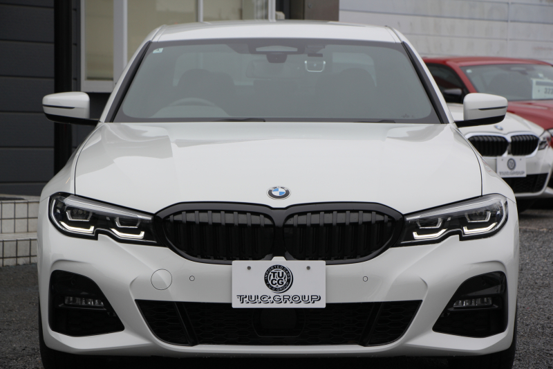 BMW 3シリーズ 320i Mｽﾎﾟｰﾂ ｺﾝﾌｫｰﾄP ｼｰﾄﾋｰﾀｰ ｵﾌﾟｼｮﾝ19AW 追従ACC ｽﾃｱﾘﾝｸﾞｻﾎﾟｰﾄ BMWﾗｲﾌﾞｺｯｸﾋﾟｯﾄﾞLEDﾍｯﾄﾞﾗｲﾄ ｵｰﾄﾊｲﾋﾞｰﾑ ﾜｲﾔﾚｽ充電 ﾊｰﾌﾚｻﾞｰ電動ｼｰﾄ 電動ﾄﾗﾝｸ 3ｿﾞｰﾝｴｱｺﾝ ｱｯﾌﾟﾙｶｰﾌﾟﾚｲ ﾀｯﾁ画面HDDﾅﾋﾞ2年保証