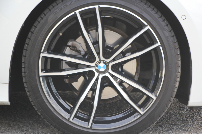 BMW 3シリーズ 320i Mｽﾎﾟｰﾂ ｺﾝﾌｫｰﾄP ｼｰﾄﾋｰﾀｰ ｵﾌﾟｼｮﾝ19AW 追従ACC ｽﾃｱﾘﾝｸﾞｻﾎﾟｰﾄ BMWﾗｲﾌﾞｺｯｸﾋﾟｯﾄﾞLEDﾍｯﾄﾞﾗｲﾄ ｵｰﾄﾊｲﾋﾞｰﾑ ﾜｲﾔﾚｽ充電 ﾊｰﾌﾚｻﾞｰ電動ｼｰﾄ 電動ﾄﾗﾝｸ 3ｿﾞｰﾝｴｱｺﾝ ｱｯﾌﾟﾙｶｰﾌﾟﾚｲ ﾀｯﾁ画面HDDﾅﾋﾞ2年保証