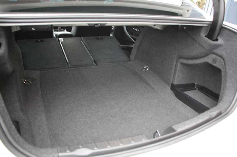 BMW 3シリーズ 320i Mｽﾎﾟｰﾂ ﾌｧｽﾄﾄﾗｯｸP 後期 8A新ｴﾝｼﾞﾝ ｱﾀﾞﾌﾟﾃｨﾌﾞMｻｽ Mｽﾎﾟｰﾂﾌﾞﾚｰｷ 19AW LEDﾍｯﾄﾞﾗｲﾄ&ﾃｰﾙ 追従ACC ﾚｰﾝﾁｪﾝｼﾞ警告 衝突軽減ﾌﾞﾚｰｷ 車線逸脱警告 歩行者警告 HDDﾅﾋﾞBluetooth接続 専用ｴｱﾛ ﾊﾟﾄﾞﾙｼﾌﾄ 2年保証