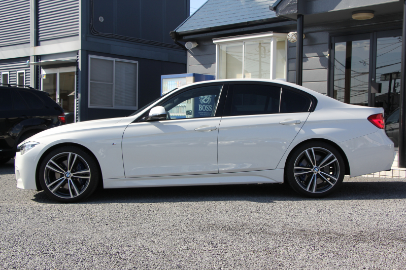 BMW 3シリーズ 320i Mｽﾎﾟｰﾂ ﾌｧｽﾄﾄﾗｯｸP 後期 8A新ｴﾝｼﾞﾝ ｱﾀﾞﾌﾟﾃｨﾌﾞMｻｽ Mｽﾎﾟｰﾂﾌﾞﾚｰｷ 19AW LEDﾍｯﾄﾞﾗｲﾄ&ﾃｰﾙ 追従ACC ﾚｰﾝﾁｪﾝｼﾞ警告 衝突軽減ﾌﾞﾚｰｷ 車線逸脱警告 歩行者警告 ﾌﾙｾｸﾞTV HDDﾅﾋﾞBluetooth接続 専用ｴｱﾛ ﾊﾟﾄﾞﾙｼﾌﾄ 2年保証