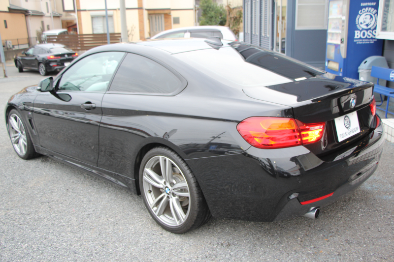 BMW 4シリーズ 420i ｸｰﾍﾟMｽﾎﾟｰﾂ 追従ACC 衝突軽減ﾌﾞﾚｰｷ 車線逸脱警告 歩行者警告 ｵﾌﾟｼｮﾝ19AW 専用ｴｱﾛ ﾌﾞﾗｯｸｷﾄﾞﾆｰｸﾞﾘﾙ ﾀｯﾁﾊﾟｯﾄﾞ対応HDDﾅﾋﾞｹﾞｰｼｮﾝBluetooth接続 ｽﾏｰﾄｷｰ ﾊﾟﾄﾞﾙｼﾌﾄ ﾐﾗｰETC2.0 直噴ﾀｰﾎﾞ8速AT 2年保証