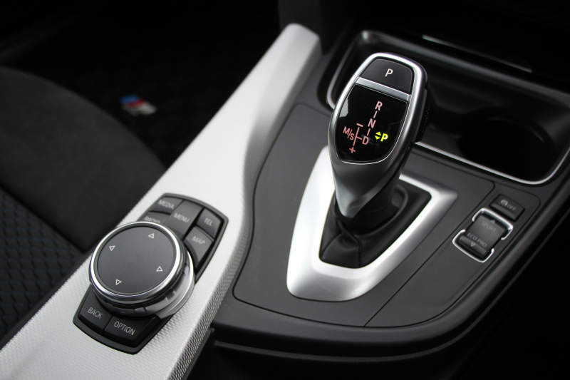 BMW 4シリーズ 420i ｸｰﾍﾟMｽﾎﾟｰﾂ 追従ACC 衝突軽減ﾌﾞﾚｰｷ 車線逸脱警告 歩行者警告 ｵﾌﾟｼｮﾝ19AW 専用ｴｱﾛ ﾌﾞﾗｯｸｷﾄﾞﾆｰｸﾞﾘﾙ ﾀｯﾁﾊﾟｯﾄﾞ対応HDDﾅﾋﾞｹﾞｰｼｮﾝBluetooth接続 ｽﾏｰﾄｷｰ ﾊﾟﾄﾞﾙｼﾌﾄ ﾐﾗｰETC2.0 直噴ﾀｰﾎﾞ8速AT 2年保証