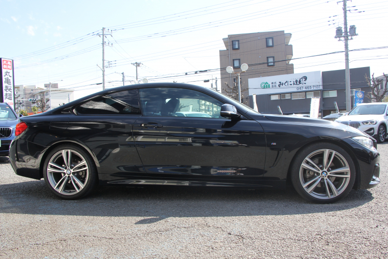 BMW 4シリーズ 420i ｸｰﾍﾟMｽﾎﾟｰﾂ 追従ACC 衝突軽減ﾌﾞﾚｰｷ 車線逸脱警告 歩行者警告 ﾌﾙｾｸﾞTV ｵﾌﾟｼｮﾝ19AW 専用ｴｱﾛ ﾌﾞﾗｯｸｷﾄﾞﾆｰｸﾞﾘﾙ ﾀｯﾁﾊﾟｯﾄﾞ対応HDDﾅﾋﾞｹﾞｰｼｮﾝBluetooth接続 ｽﾏｰﾄｷｰ ﾊﾟﾄﾞﾙｼﾌﾄ ﾐﾗｰETC2.0 直噴ﾀｰﾎﾞ8速AT 2年保証