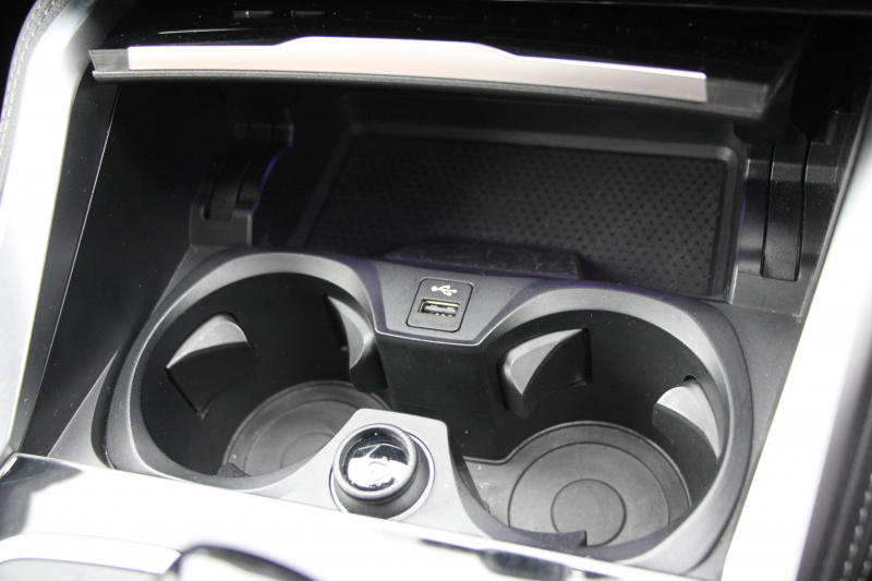 BMW 4シリーズ 420i ｶﾌﾞﾘｵﾚ Mｽﾎﾟｰﾂ 電動ｵｰﾌﾟﾝ 真珠色 Individualﾀﾙﾄｩｰﾌｫﾒﾘﾉﾚｻﾞｰ ｴｱｶﾗｰ ｵﾌﾟｼｮﾝ19AW 追従ACC ｽﾃｱﾘﾝｸﾞｻﾎﾟｰﾄ LEDﾍｯﾄﾞﾗｲﾄ ｵｰﾄﾊｲﾋﾞｰﾑ 第7世代HDDﾅﾋﾞ 地ﾃﾞｼﾞ Pｱｼｽﾄ ｱﾝﾋﾞｴﾝﾄﾗｲﾄ 2年保証